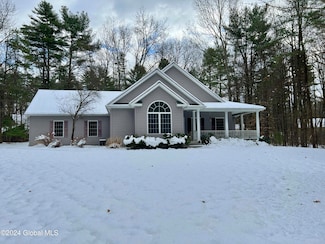 21 Coriander Dr, Fort Edward, NY 12828