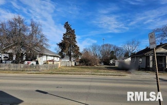 418 S Main St, Harrisburg, IL 62946