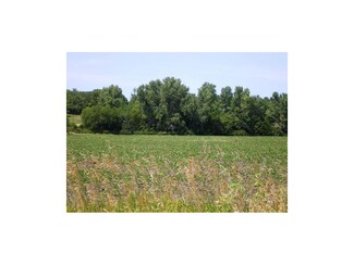 1800 Virginia Rd, Garnett, KS 66032