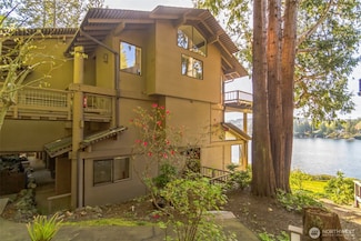 181 N Bay Ln Unit 2, Port Ludlow, WA 98365