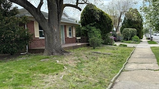 400 E Olive St, Long Beach, NY 11561