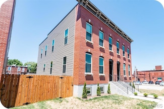 3433 Texas Ave, Saint Louis, MO 63118