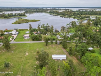 7815 Lake Seminole Rd, Sneads, FL 32460