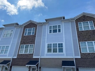 2015 Ocean Dr NW, Atlanta, GA 30318