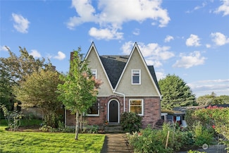 3001 45th Ave SW, Seattle, WA 98116