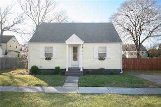 50 Aetna St, Cranston, RI 02910