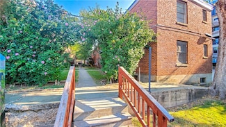 625 W Dickson St Unit 19, Fayetteville, AR 72701