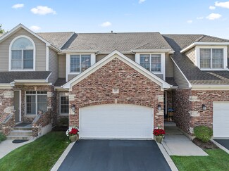 1247 S Falcon Dr Unit 10, Palatine, IL 60067