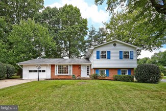 2012 Friendship Ln, Falls Church, VA 22043