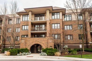 9220 E Prairie Rd Unit 202, Evanston, IL 60203