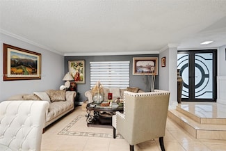 1151 N Hiatus Rd Unit 1151, Pembroke Pines, FL 33026