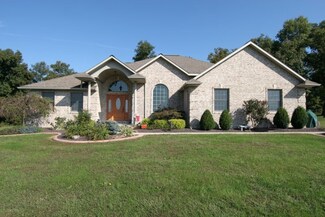 10682 Indiana 161, Holland, IN 47541