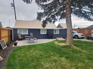 106 1/2 E Hamilton St, Sheridan, MT 59749
