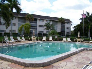 5451 Rttl Hmmk Rd Unit 302, Naples, FL 34113