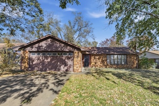 3918 Harvey Rd, Bartlesville, OK 74006