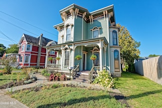 133 Church St, Hoosick Falls, NY 12090