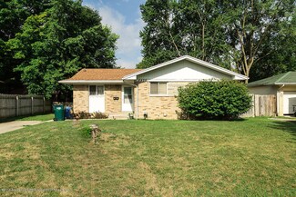 4406 Barclay Place, Lansing, MI 48911