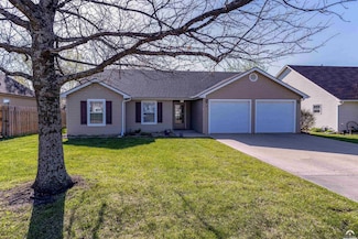1306 S Raintree Dr, Tonganoxie, KS 66086