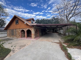 1306 N 12 Mile N, Roma, TX 78584