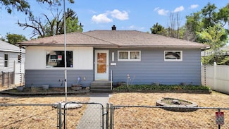 1012 E Lacrosse Ave, Spokane, WA 99207