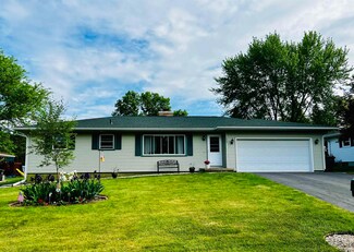 1325 Hyland Dr, Stoughton, WI 53589
