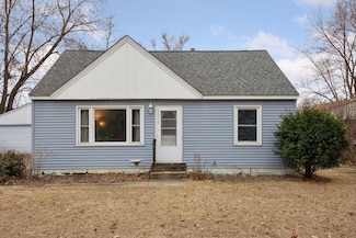 2070 106th Ave NW, Coon Rapids, MN 55433