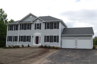 13 Acre Ln, Merrimack, NH 03054
