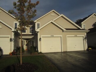 17794 W Braewick Rd, Gurnee, IL 60031