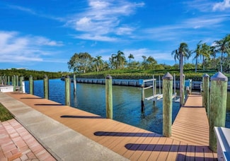 2065 La Porte Dr, Palm Beach Gardens, FL 33410