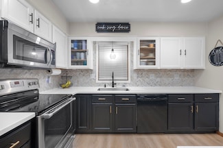 2107 Meadowlark Dr, Janesville, WI 53546