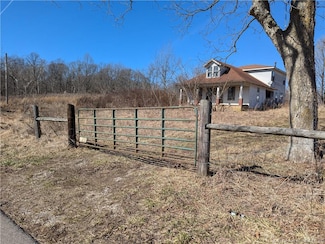 6140 N White River Rd, Campbellsburg, IN 47108