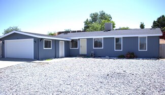 5105 Valley hi Dr, Sun Valley, NV 89433