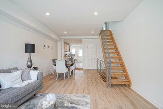 500 Mountain St, Philadelphia, PA 19148