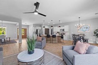 529 Southern Acres Ln, Summerville, SC 29486