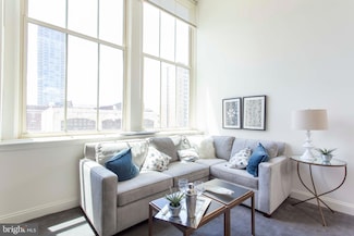 2121 41 Market St Unit 323, Philadelphia, PA 19103