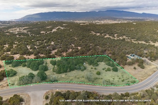 47 Woodlands Dr, Tijeras, NM 87059