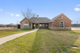 1522 Hillcrest Dr, Little Elm, TX 75068