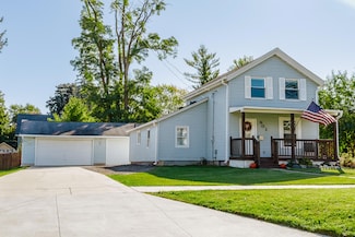 901 S 8th St, Watertown, WI 53094