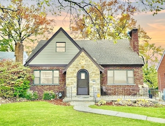 1109 Maureen Ln, Cincinnati, OH 45238