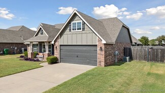 8853 E 139th St S, Bixby, OK 74008