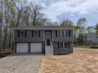 140 Dickerman St, Hamden, CT 06518