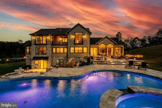 45 Wyndemere Lake Dr, Chester Springs, PA 19425