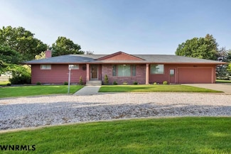 7573 Road 106, Bayard, NE 69334