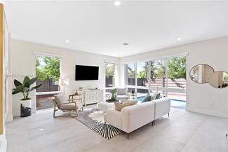 2501 NE 18th St, Fort Lauderdale, FL 33305