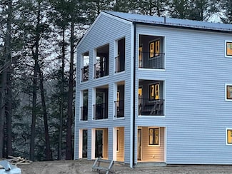 30 Ladds Ln Unit 2, Epping, NH 03042