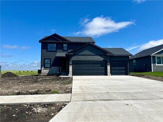 224 13th St NW, Bondurant, IA 50035
