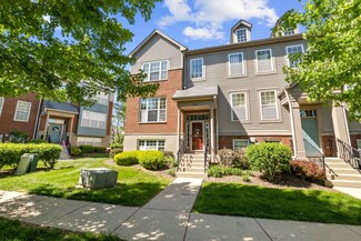 210 Station Park Cir, Grayslake, IL 60030
