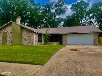 2909 Pimlico Dr, Ocean Springs, MS 39564