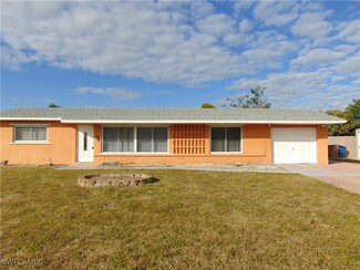 1415 Huntdale St E, Lehigh Acres, FL 33936