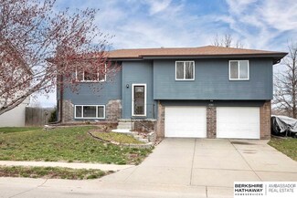 15210 Rock Creek Dr, Omaha, NE 68138
